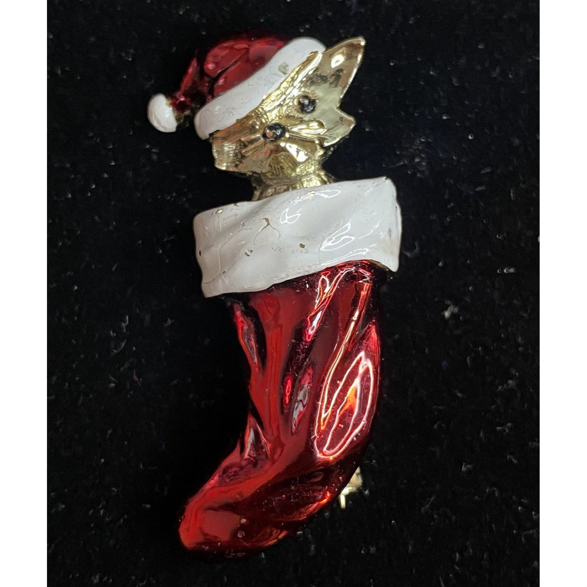 Gerry's Santa Cat Stocking Brooch Red White Gold-Tone Jewelry