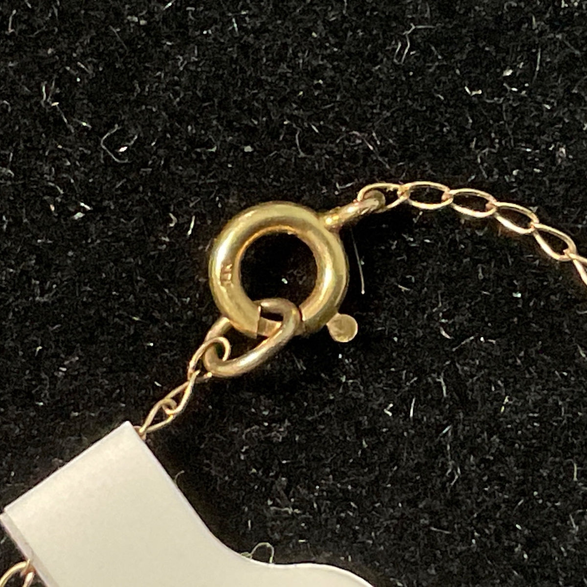 Vintage 16” 14K Gold Chain and Heart Pendant Satin Finish Etched Star 1.27 Grams