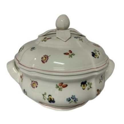 Villeroy & Boch Petite Fleur Porcelain Covered Tureen 10.75" x 10.75" x 6.25" Floral Design Elegant Serving Dish