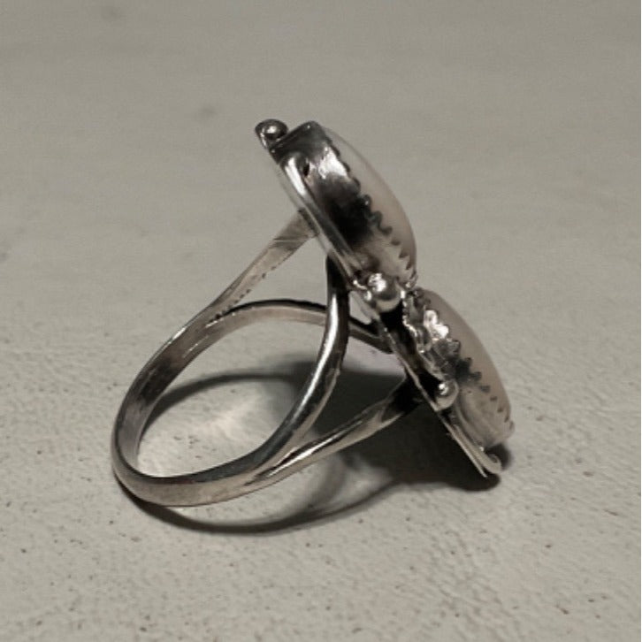 Ring Size 5.5 2 Mother of Pearl 10mm x 8mm Native Possibly Old Pawn Sterling Silver Tested Vintage Jewelry