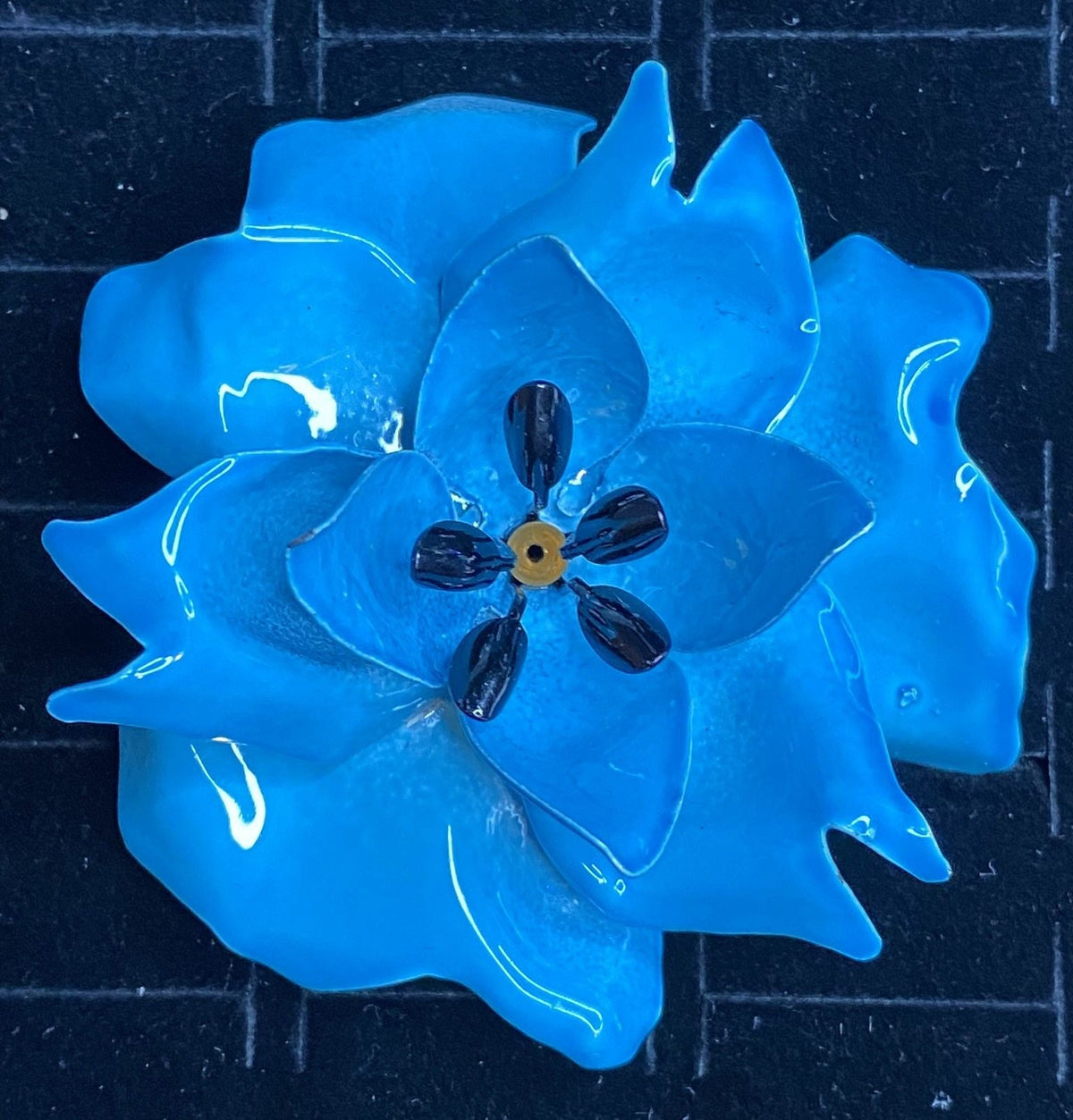 Jewelry & Accessories - Brooches & Pins