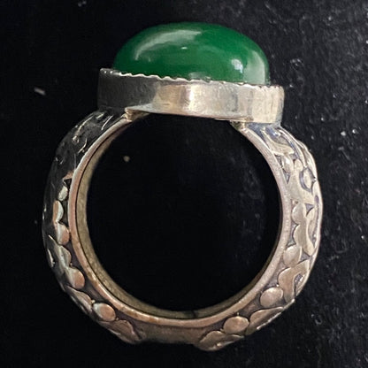 Ring Jade Size 8 Vintage Relief Design Jewelry Sterling Silver Tested
