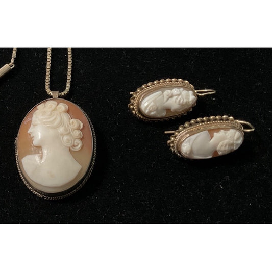 Vintage Gold Cameo Pendant Necklace & Earrings Set With Intricate Carved Shell Design On Box Chain14”,  Pendant 1.5”, Chain 14”