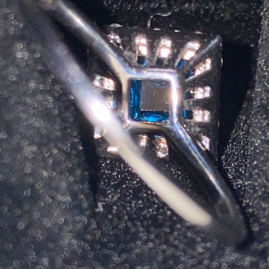 Ring Blue Topaz White Spinel Size 9.75 4.2 Ct. Approx. Total Sterling Silver Stamped 925
