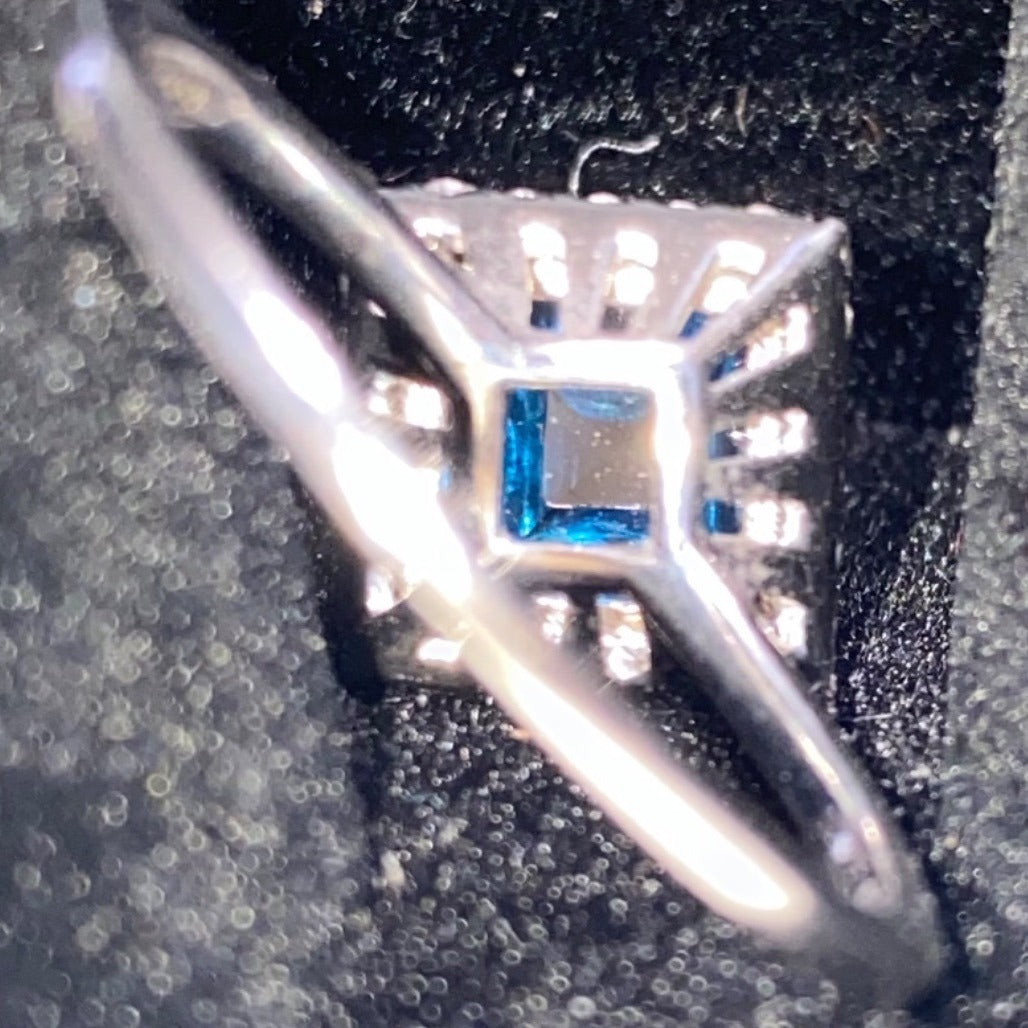 Ring Blue Topaz White Spinel Size 9.75 4.2 Ct. Approx. Total Sterling Silver Stamped 925